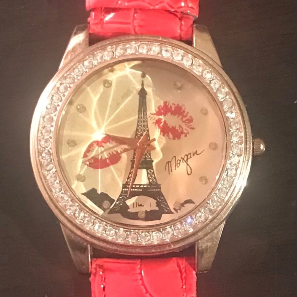 Fashion Watch Eiffel Tower Red Band Unbranded No Batter Pre-Owmed VGC